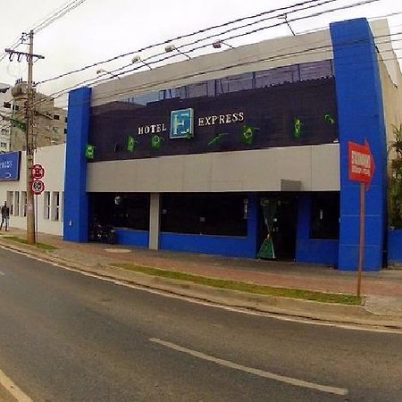 Hotel Express - Leva E Busca No Aeroporto Gratis 24 Horas Várzea Grande Zewnętrze zdjęcie