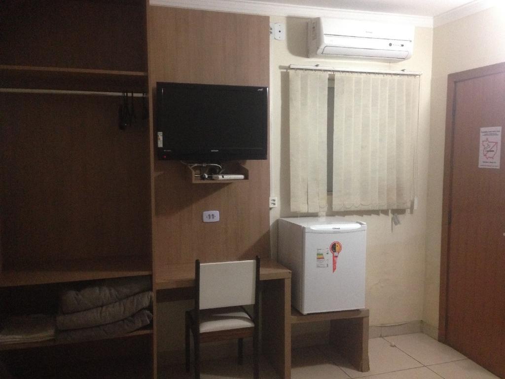 Hotel Express - Leva E Busca No Aeroporto Gratis 24 Horas Várzea Grande Zewnętrze zdjęcie